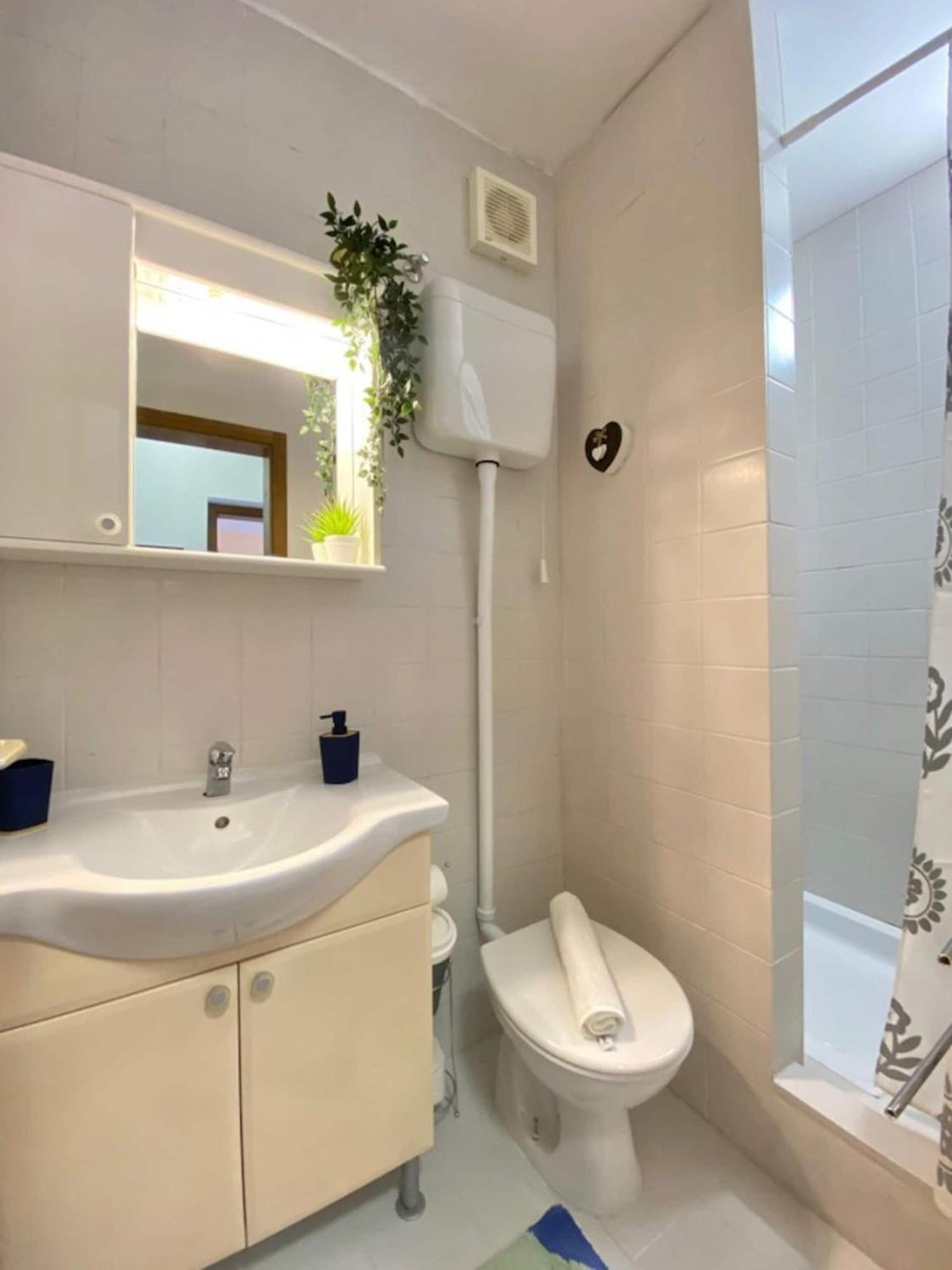 Apartments Xenia Krk คิร์ก ภายนอก รูปภาพ